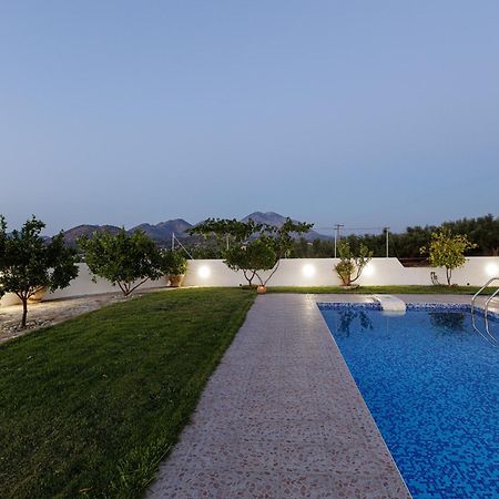Perama  Marina Villa, A Nature Inspiring Retreat المظهر الخارجي الصورة